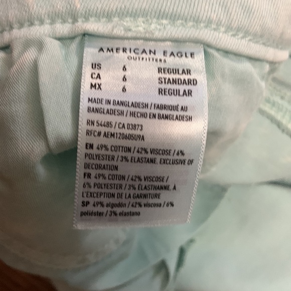 Light blue NEW American eagle hi-rise jeggings! NWT never worn! - Picture 4 of 6